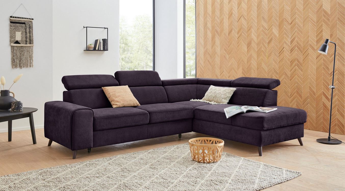 Ecksofa Forza in pflegeleichtem Microfaser in Purple Lila mit Kopfteilverstellung.