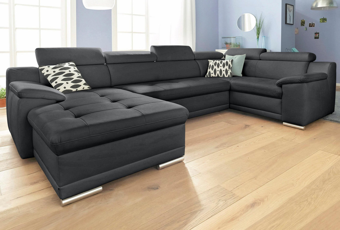 Wohnlandschaft Andiamo in Schwarz in pflegeleichtem Softlux Kunstleder mit Kopfteilverstellung, U-Form Andiamo online bestellen.