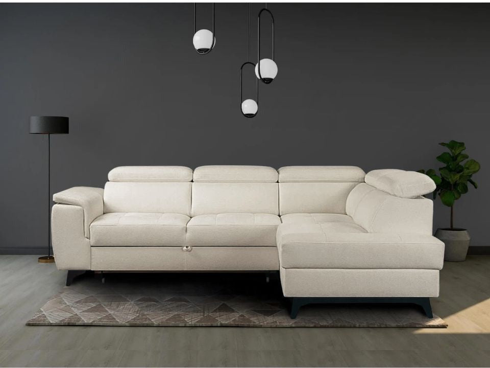 Kleines Ecksofa in Beige mit Schlaffunktion, Bettkasten und Kopfteilverstellung in pflegeleichtem Luxus Microfaser Bezug jetzt reduziert im Angebot online bestellen.