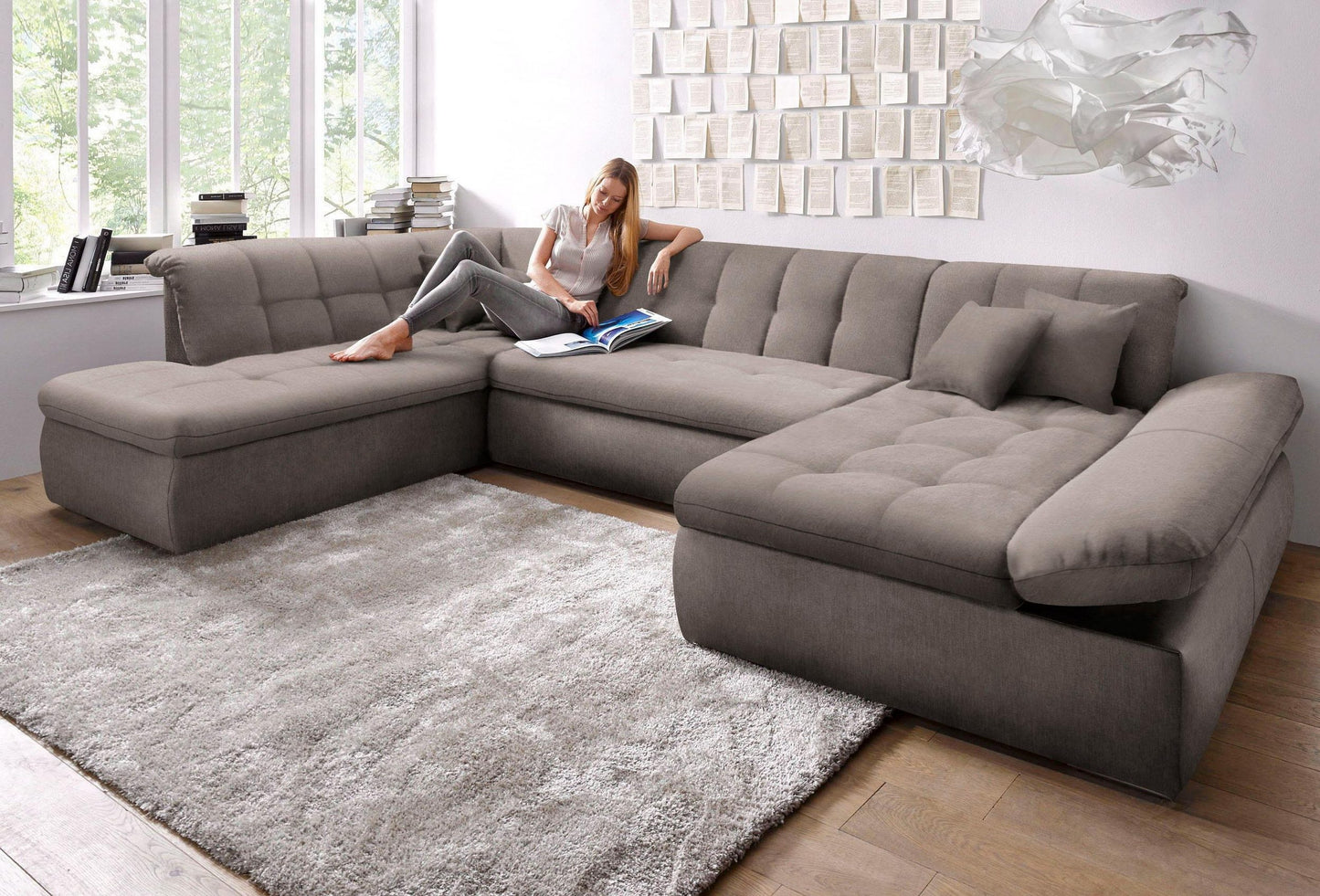 Wohnlandschaft beige mit Schlaffunktion in Luxus-Microfaser Lederoptik NMoric reduziert sofort verfügbar.