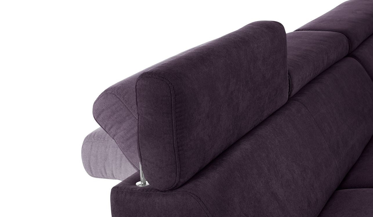 Ecksofa Forza in pflegeleichtem Microfaser in Purple Lila mit Kopfteilverstellung.