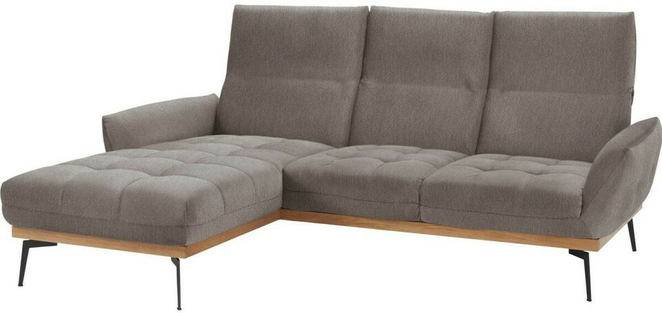 Kleines Ecksofa in Grau Beige, Salz Pfeffer mit Rückenfunktion im skandinavischen Design von Guido Maria Kretschmer mit filgranen Füßen.